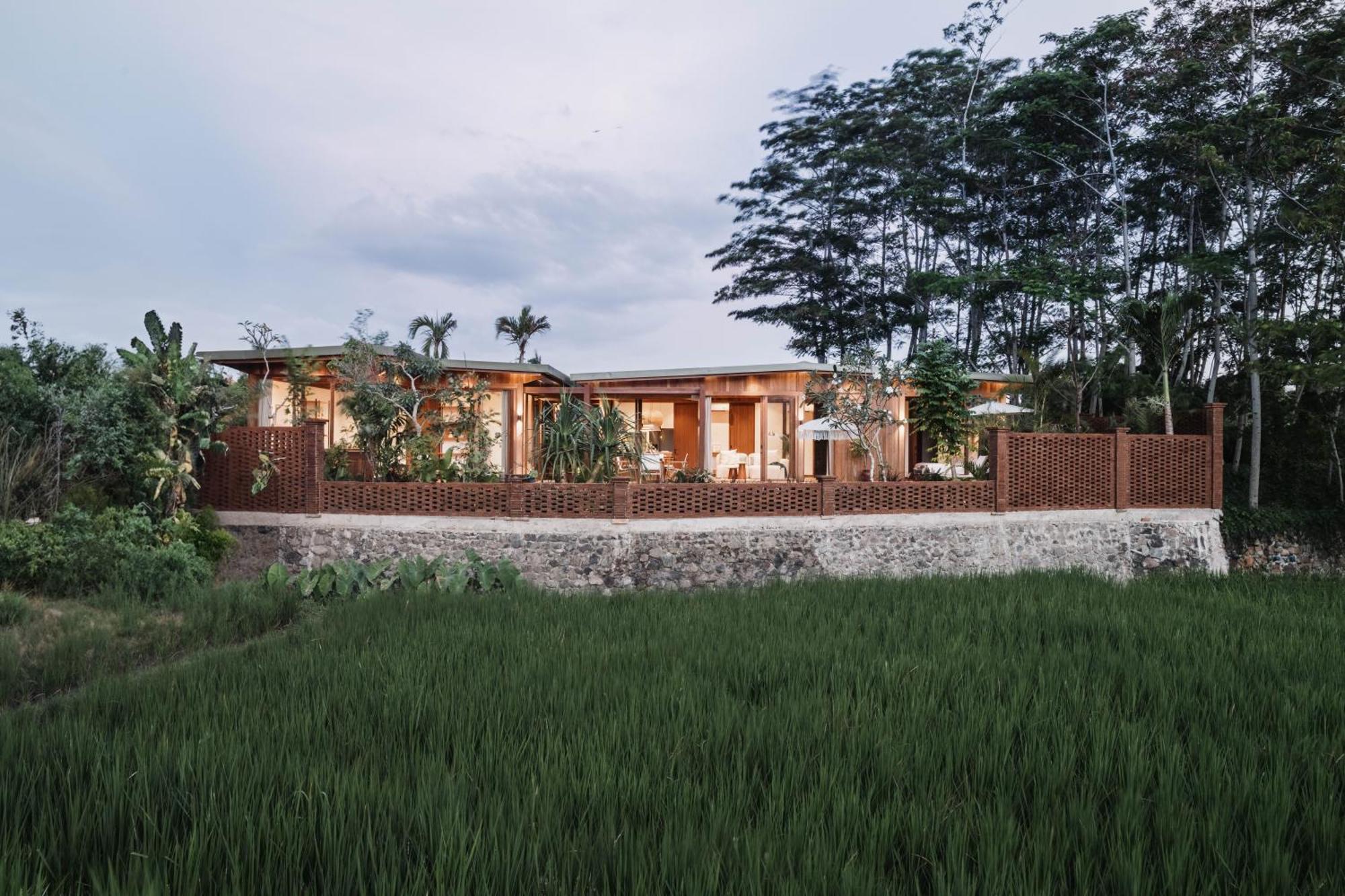 Gruen Canggu Garden Sempidi Екстериор снимка